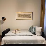 公寓 Moderni V Centru U Divadla - Wi-fi Zdarma #homevibes53 *