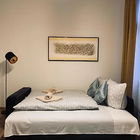 Apartament Moderni V Centru U Divadla - Wi-fi Zdarma #homevibes53 *
