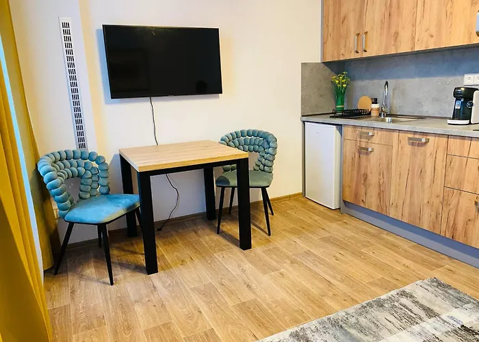 Moderni V Centru U Divadla - Wi-fi Zdarma #homevibes53 * Pardubice